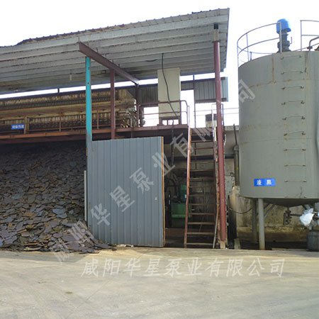 華星(xing)陶瓷柱塞(sāi)泥漿泵在(zai)印染行業(yè)替代離心(xīn)泵