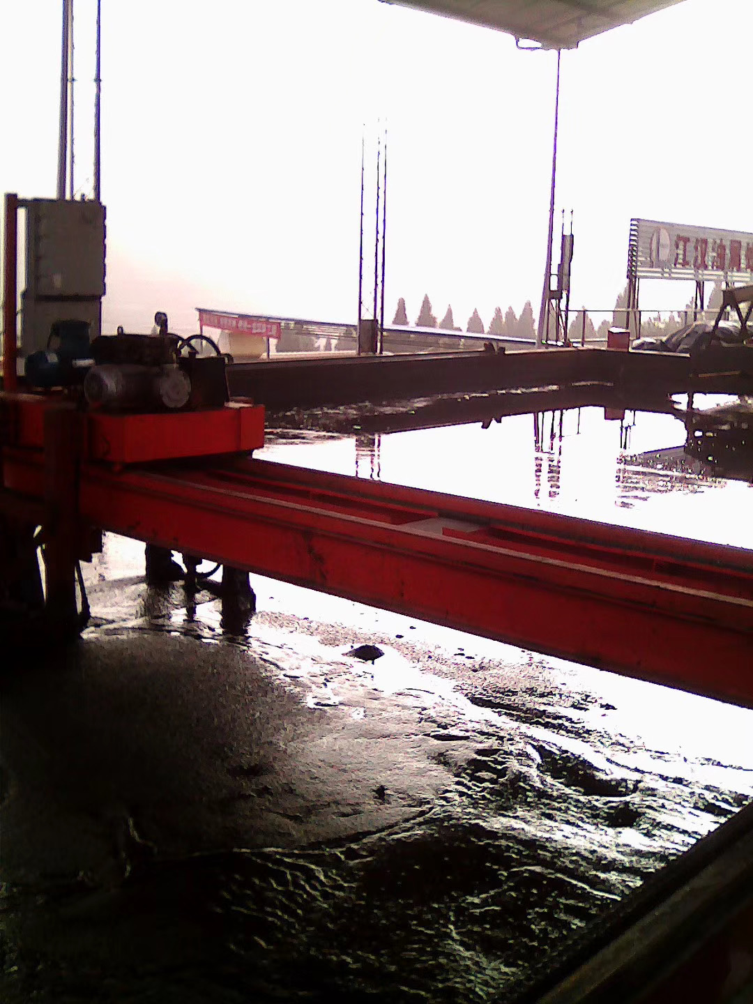 陶瓷柱塞(sai)泵使用現場(chang)油田項目建(jiàn)設