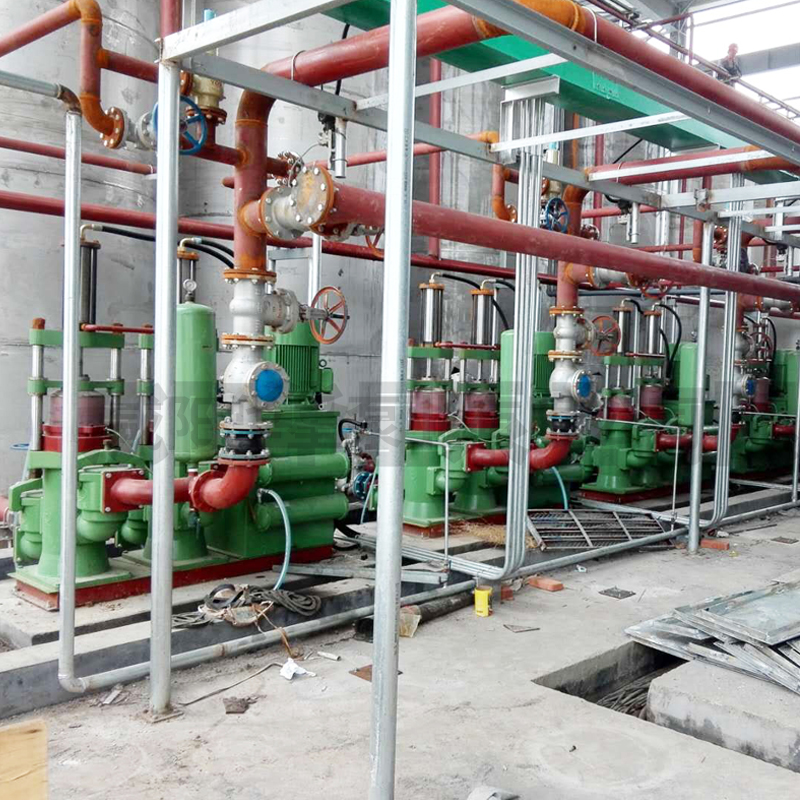 陶瓷(ci)柱塞泵(beng)與不鏽(xiù)鋼柱塞(sāi)泵