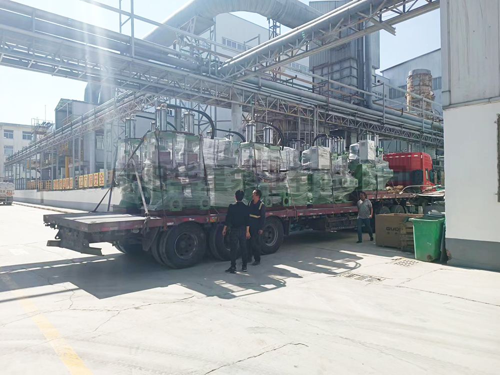 陶瓷柱(zhù)塞泵發(fā)貨到達(da)陶瓷廠(chǎng)